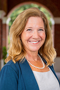 Linda Manning headshot