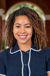 Taylor McGee headshot